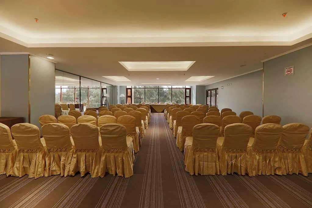 Hotel Vista Quince グアテマラシティ 5*,